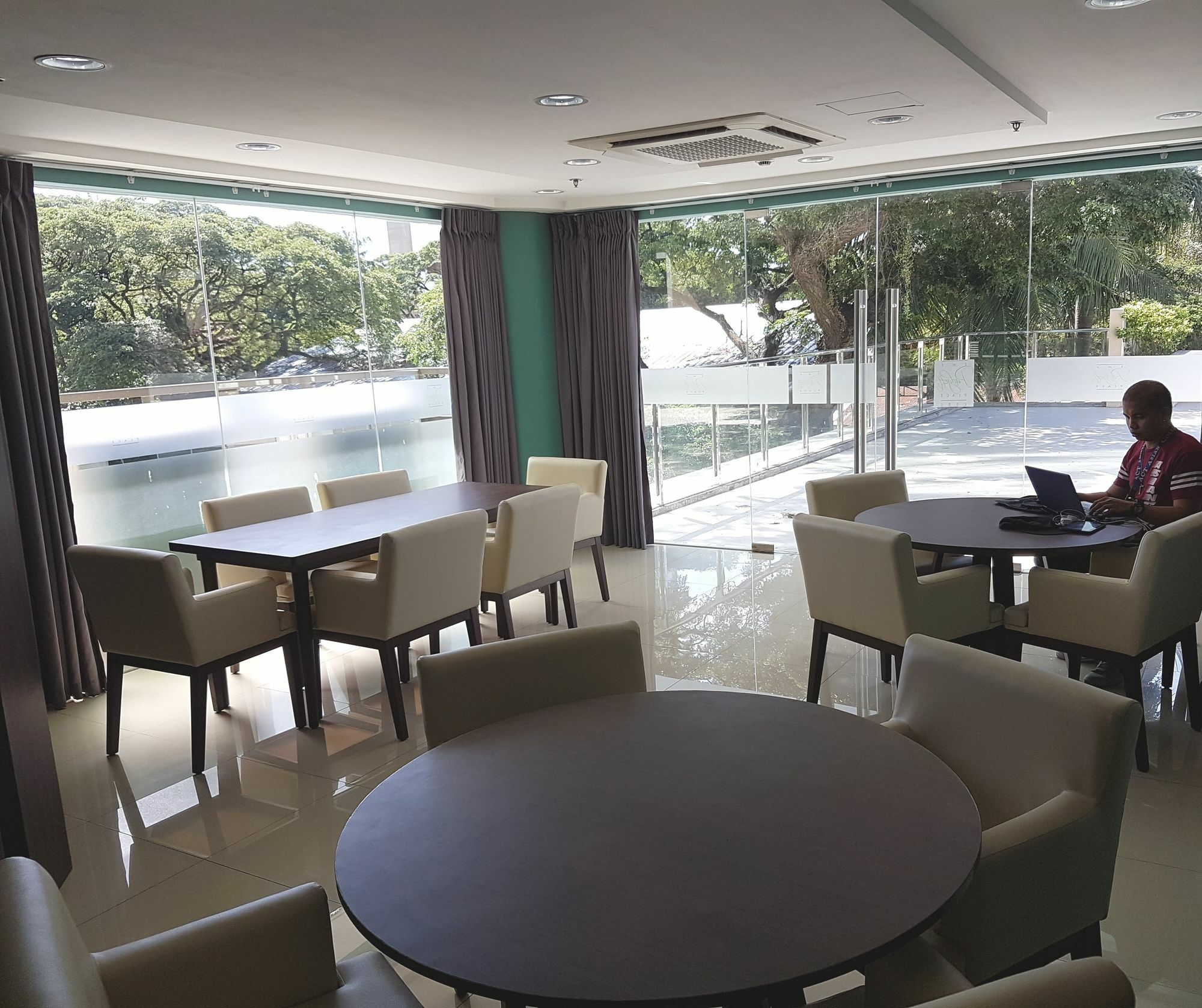 Padgett Place Prime Suites Cebu Eksteriør bilde